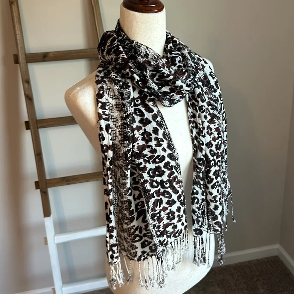 Collections Eighteen Animal Print Scarf with Fringe